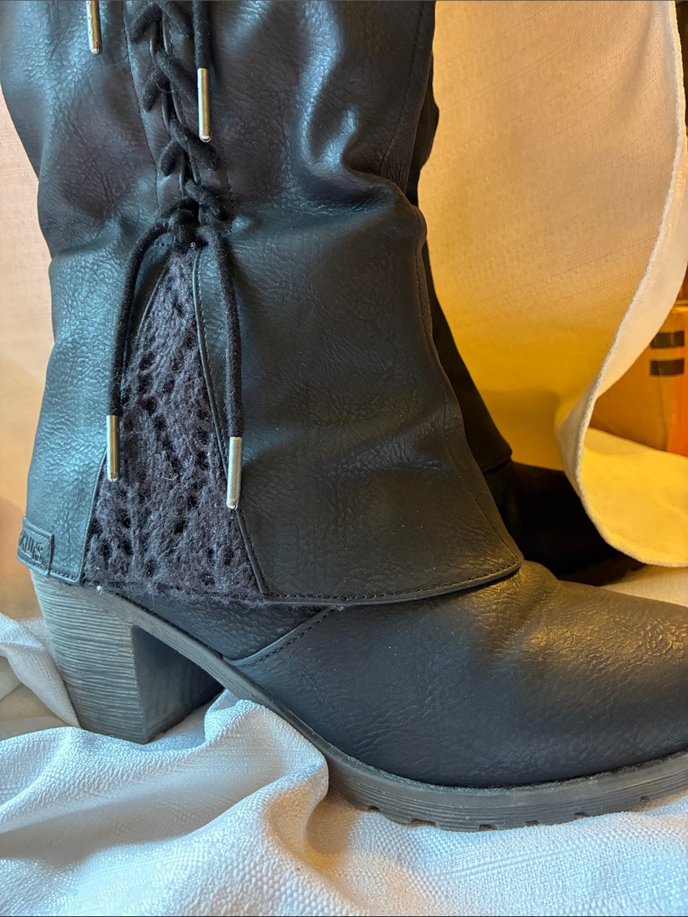 Muk Luks Black Mid-Calf Block Heel Boots with Lace-Up/Sweater Details- Size 8 - Picture 8 of 16